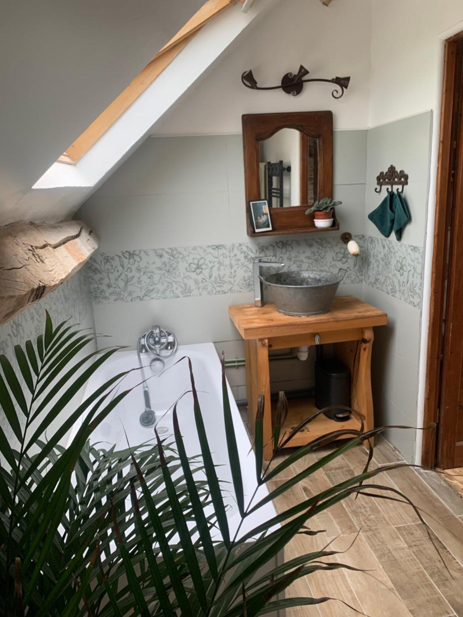 Au Joyeux Lureau Bed and Breakfast Touquin Εξωτερικό φωτογραφία